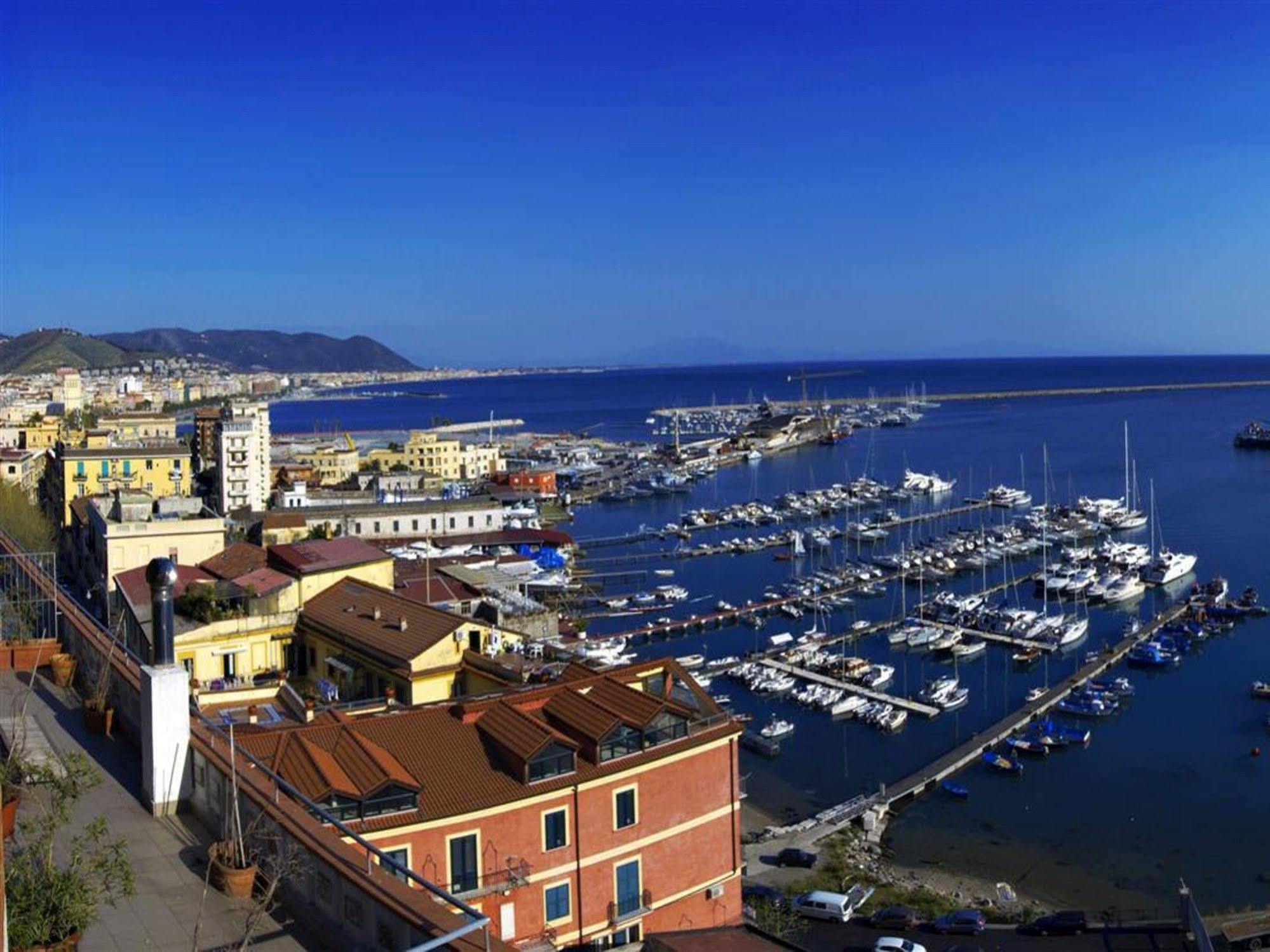 Barone Bed And Breakfast Salerno Kültér fotó